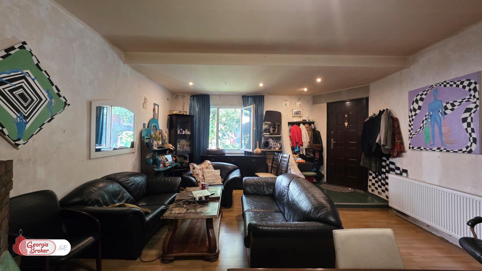 old repaired 4-room house for sale